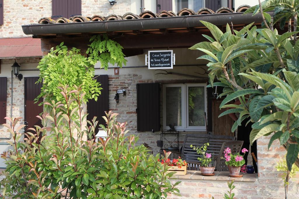 Casa Sorgente Bed & Breakfast San Costanzo Dış mekan fotoğraf